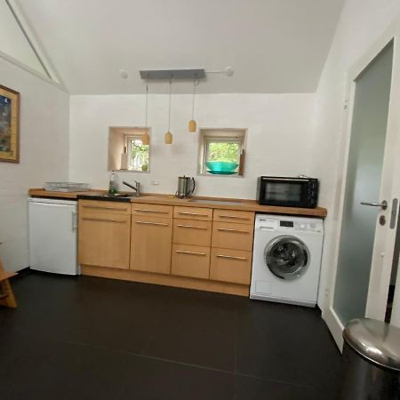 Oak Cottage Near Ronne & Beach Εξωτερικό φωτογραφία